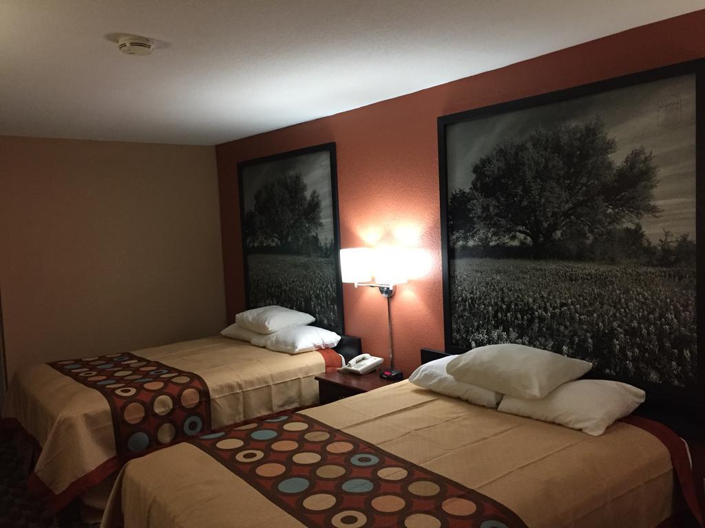 Super 8 By Wyndham Bastrop Tx Motel Kültér fotó