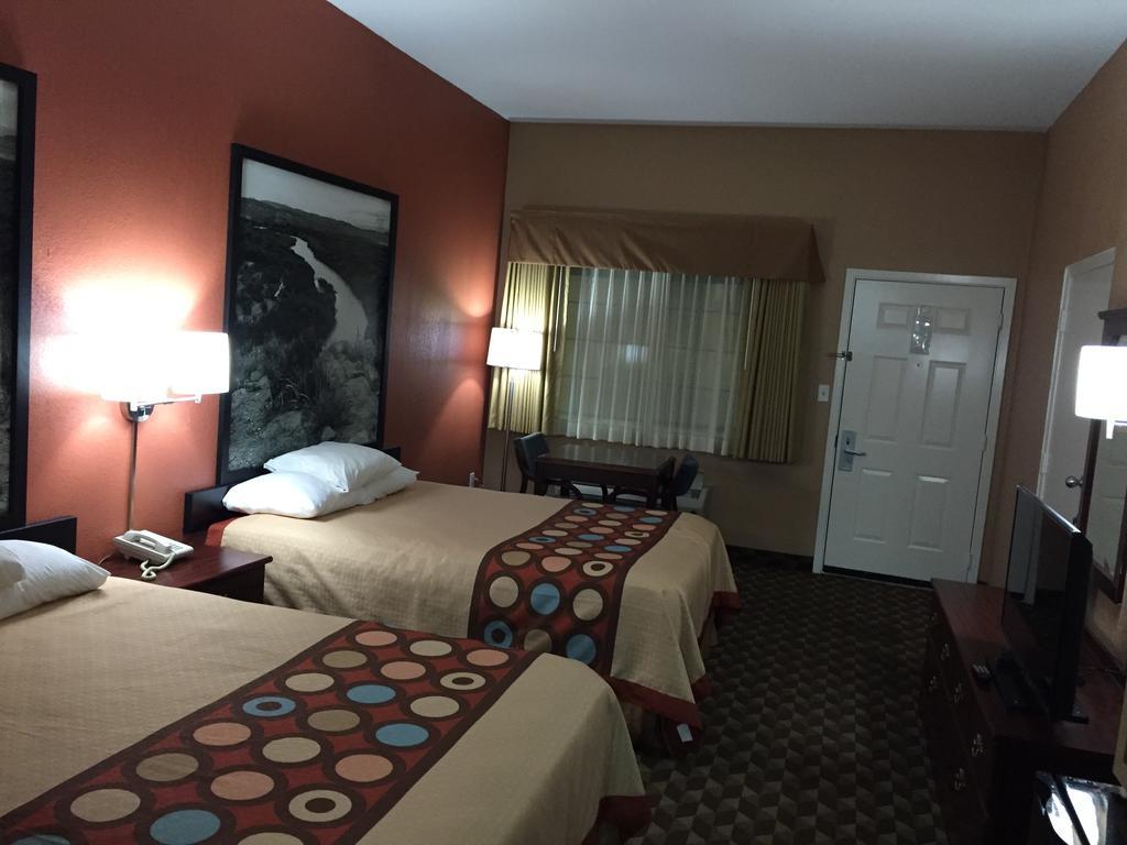 Super 8 By Wyndham Bastrop Tx Motel Kültér fotó