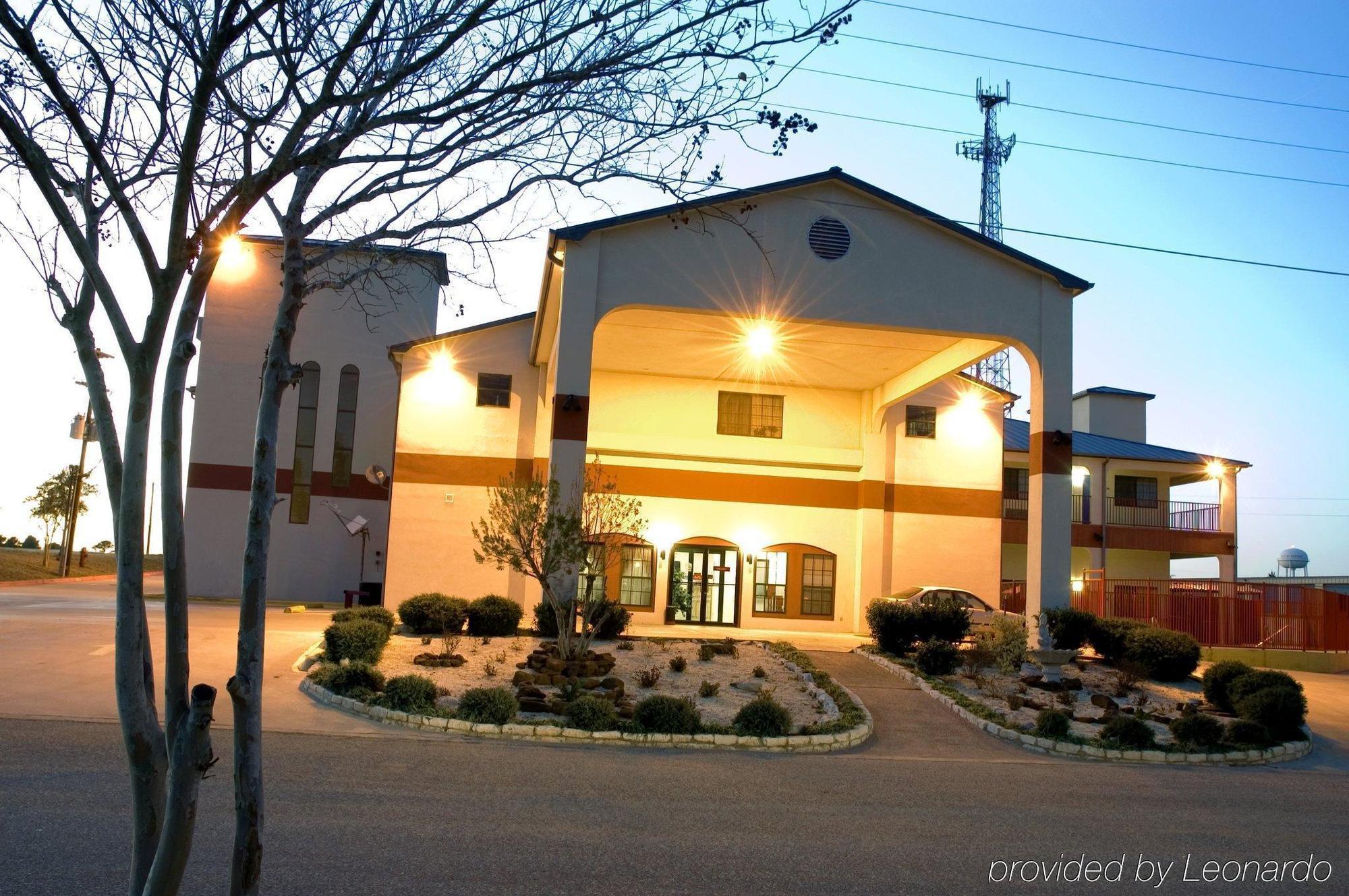 Super 8 By Wyndham Bastrop Tx Motel Kültér fotó